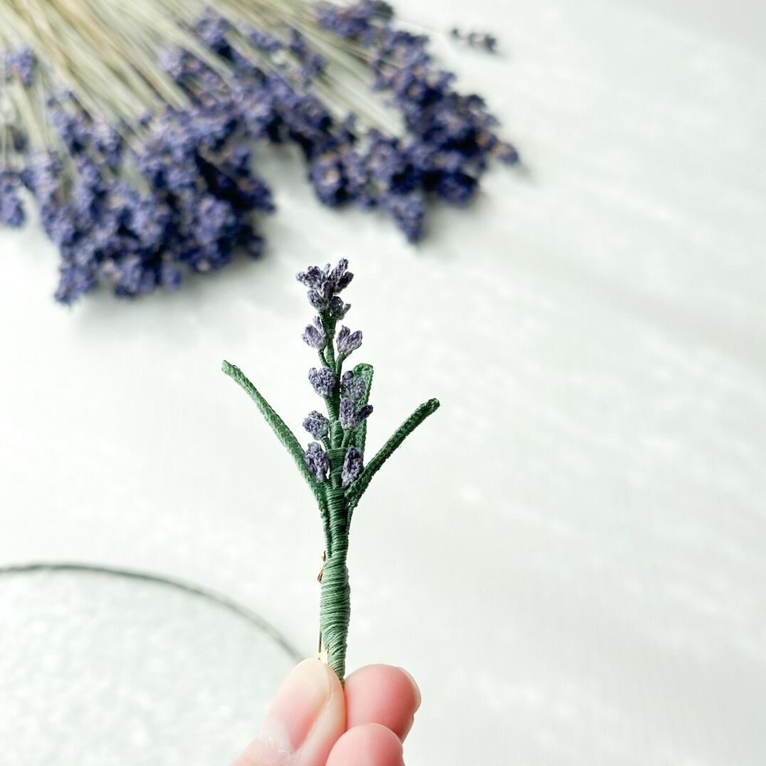 『 ラベンダーのブローチ 』 レース編み|誕生日|クリスマス