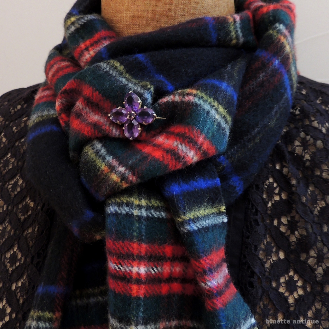 アンティークジュエリー 天然アメシスト 四つ葉のクローバー ブローチ (ソーティングメモ付)