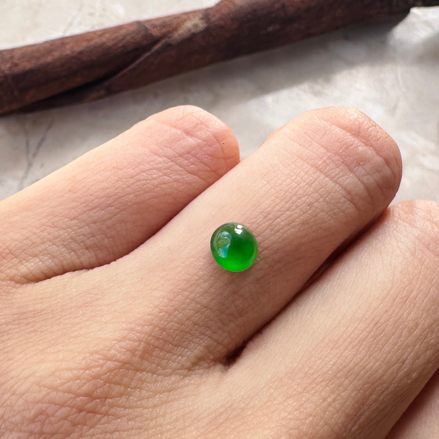 6 Jade 0.587ct R C 3 | Victorian Box