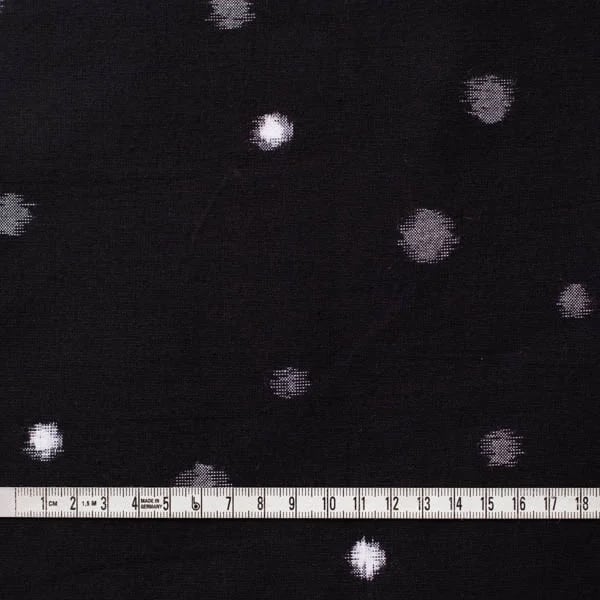 久留米絣 ぼたん雪／黒（1m） | mira2025 ｜暮らしに小さな輝きを