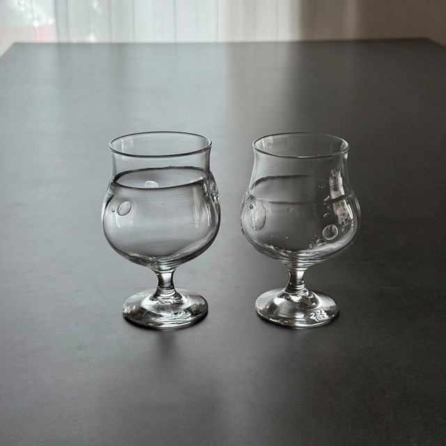 大村 淑華 水面のグラス