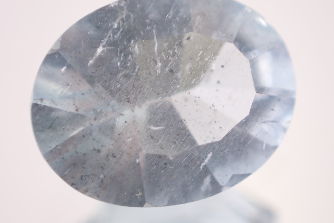 アクアマリン(コンケーブカット)　1.34ct　[C10‐167]