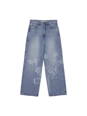 [MATIN KIM] FLOWER PRINTED DENIM PANTS IN LIGHT BLUE