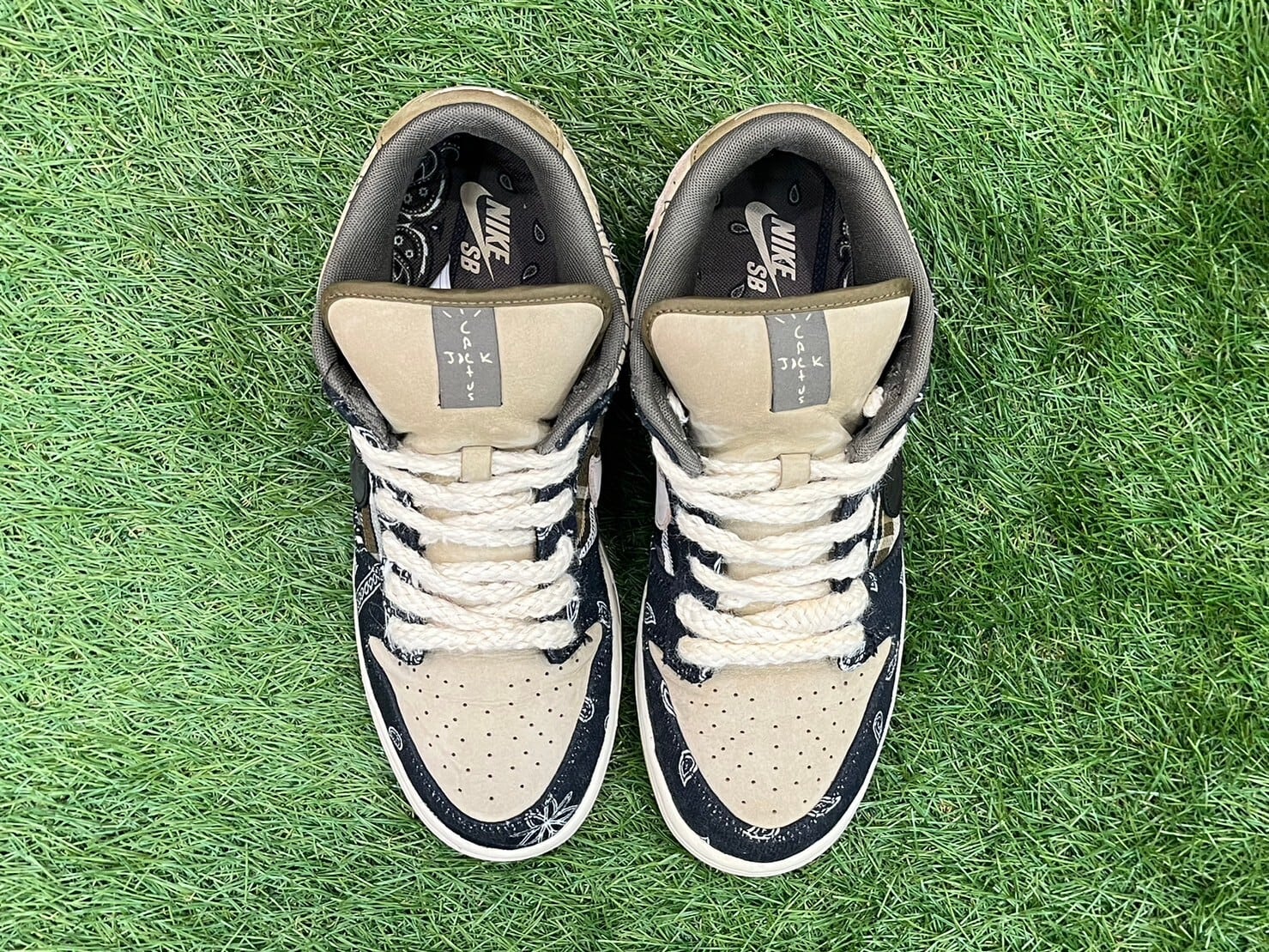 NIKE × TRAVIS SCOTT SB DUNK LOW PRM QS CT5053-001 28cm 42908 