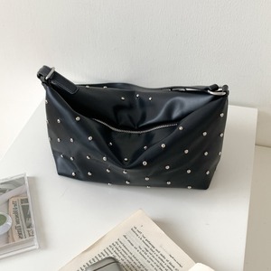 studded shoulder bag　J00477
