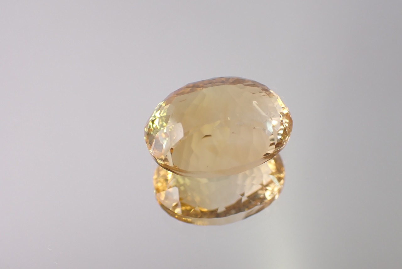 シトリン(コンケーブカット)　23.45ct　[C5‐414]