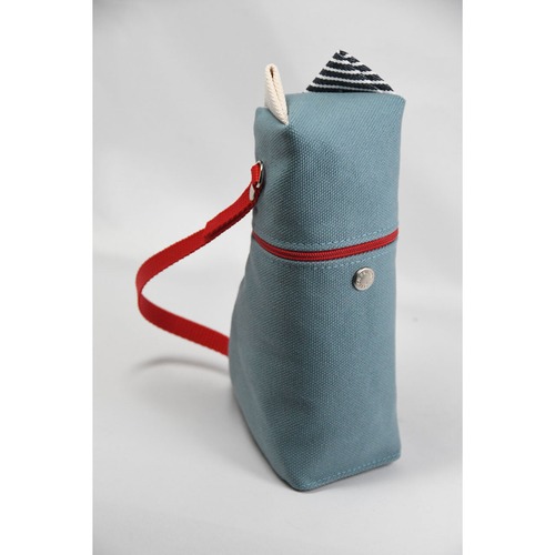 marineの耳を持った猫耳ペンスタンド　ブルーとネイビーとホワイトの3色展開