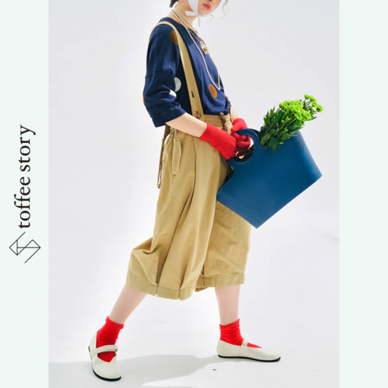 ドットが弾ける綿麻の秋トップス 《i0726》