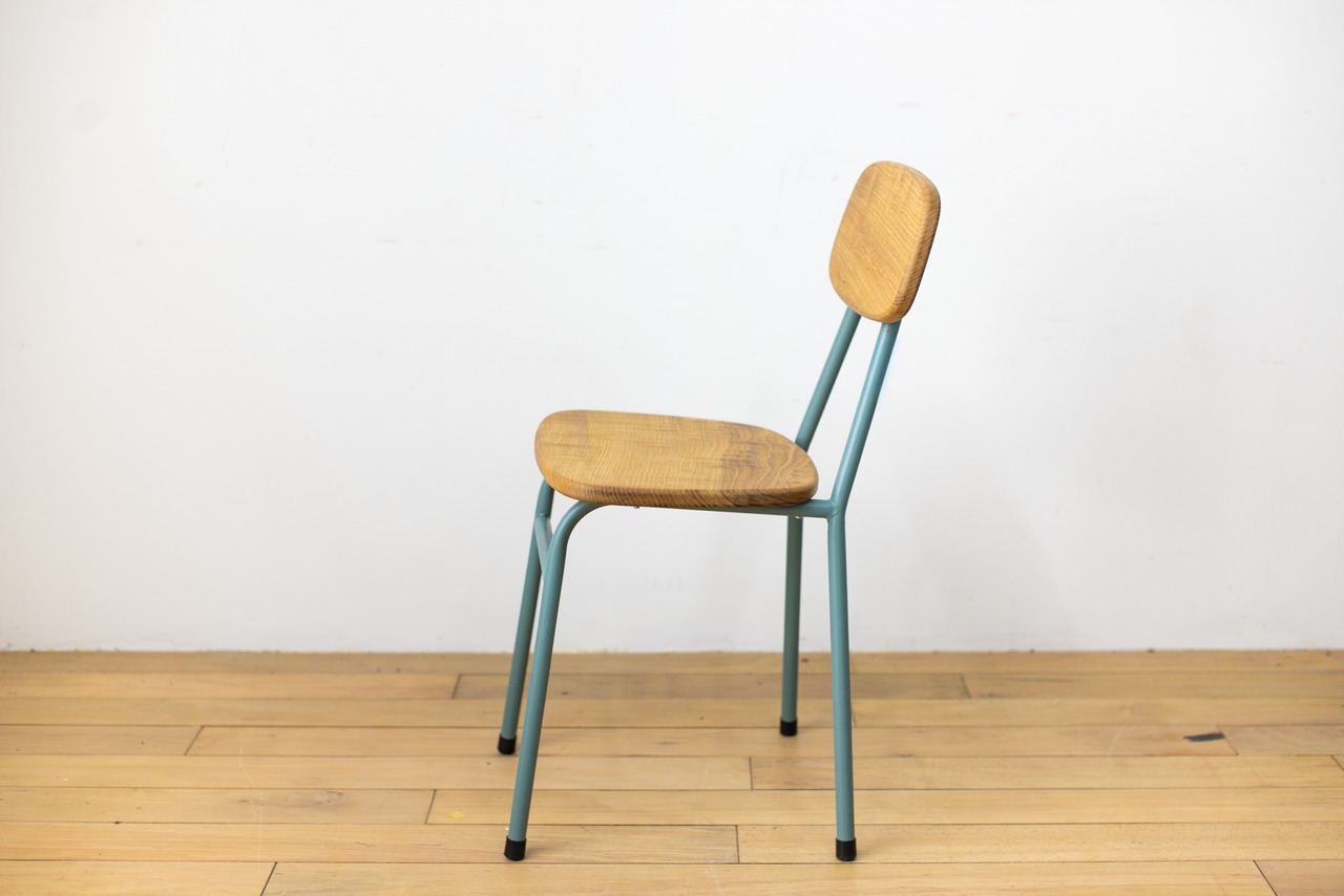 GOOD LUCK CHAIR 010