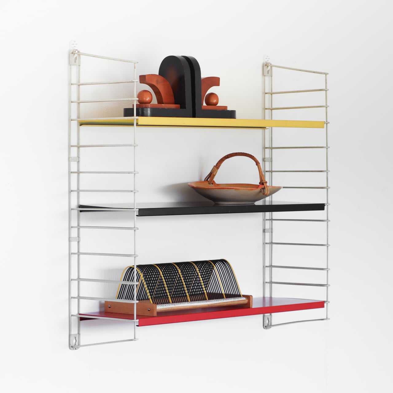 TOMADO WALL SHELF | Adrian Dekker | 1960s | vintage shop AM/PM