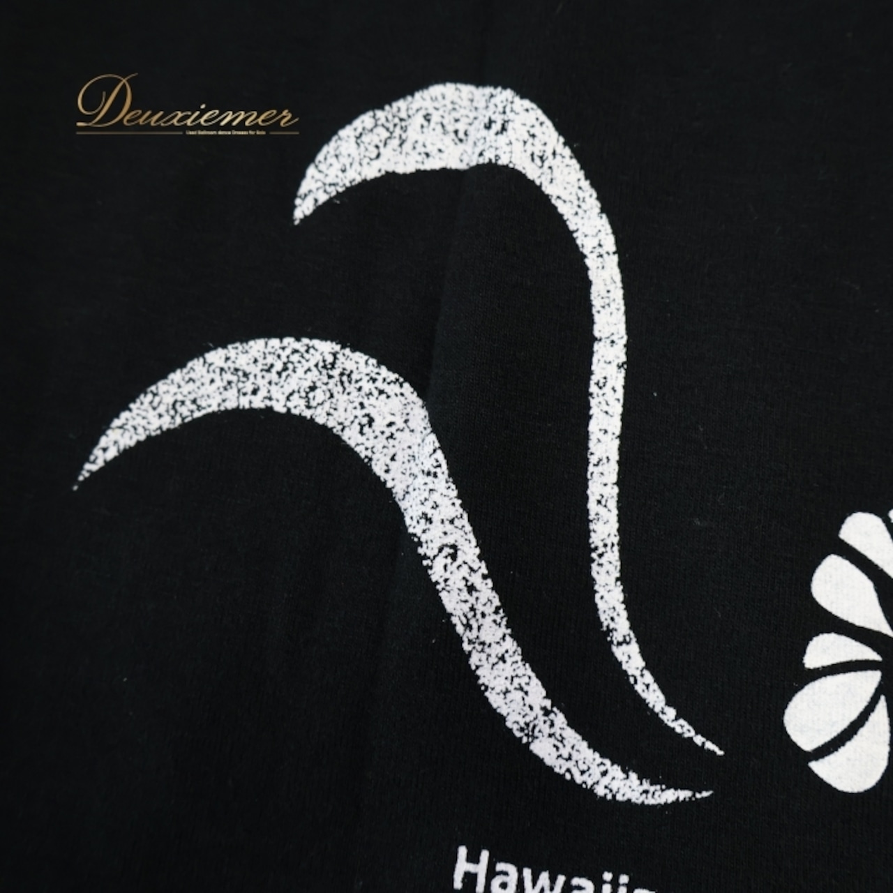 フラダンス 衣装 トップス まとめ売り 全3点 セット Tシャツ 黒 白 花柄 カヒコ柄 ハイビスカス柄 ティアレ柄 練習 レッスン 伸縮 ストレッチ in Kokomo Kahiko ブラック系 ホワイト系