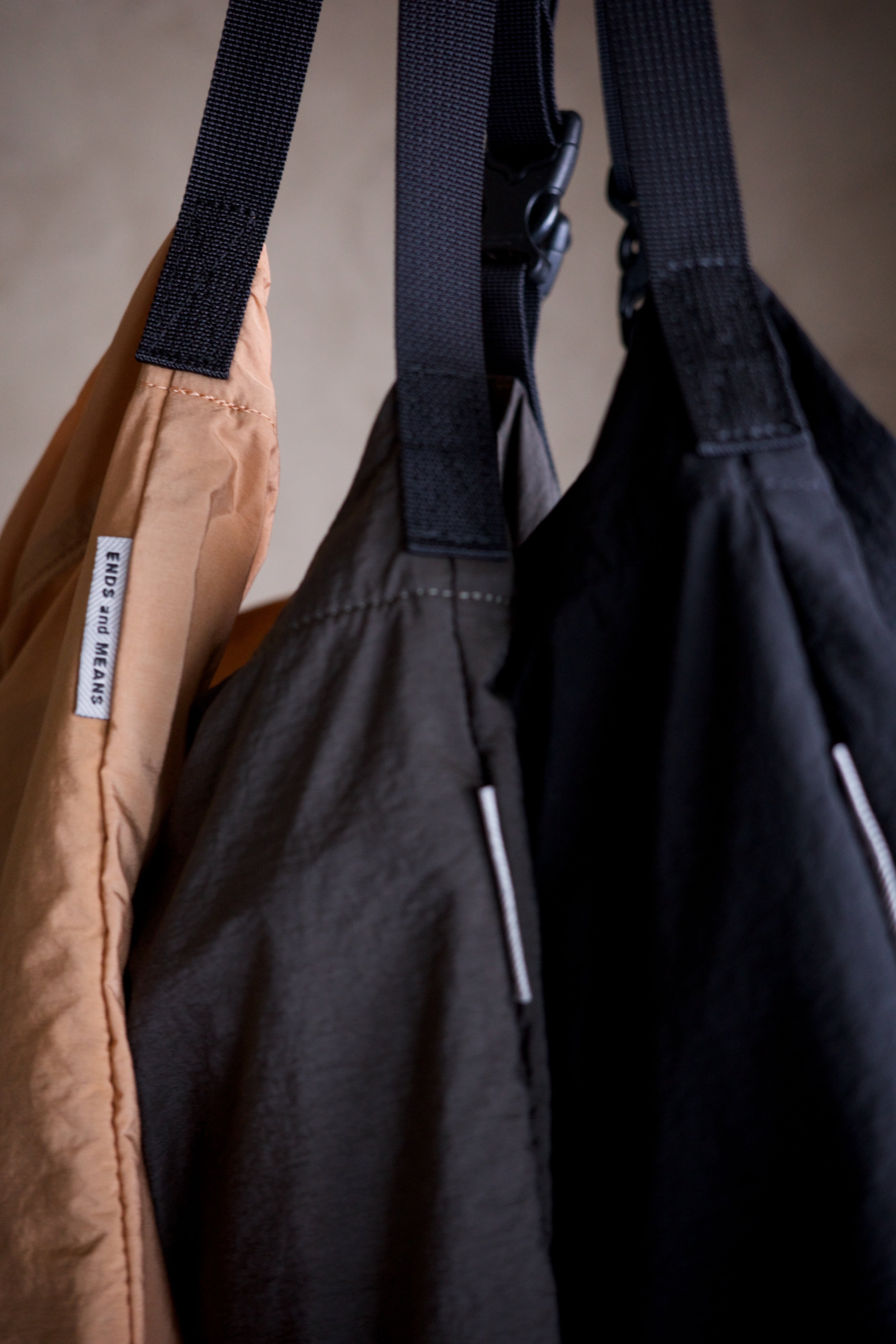 ENDS and MEANS / Packable Shoulder Bag | iremono