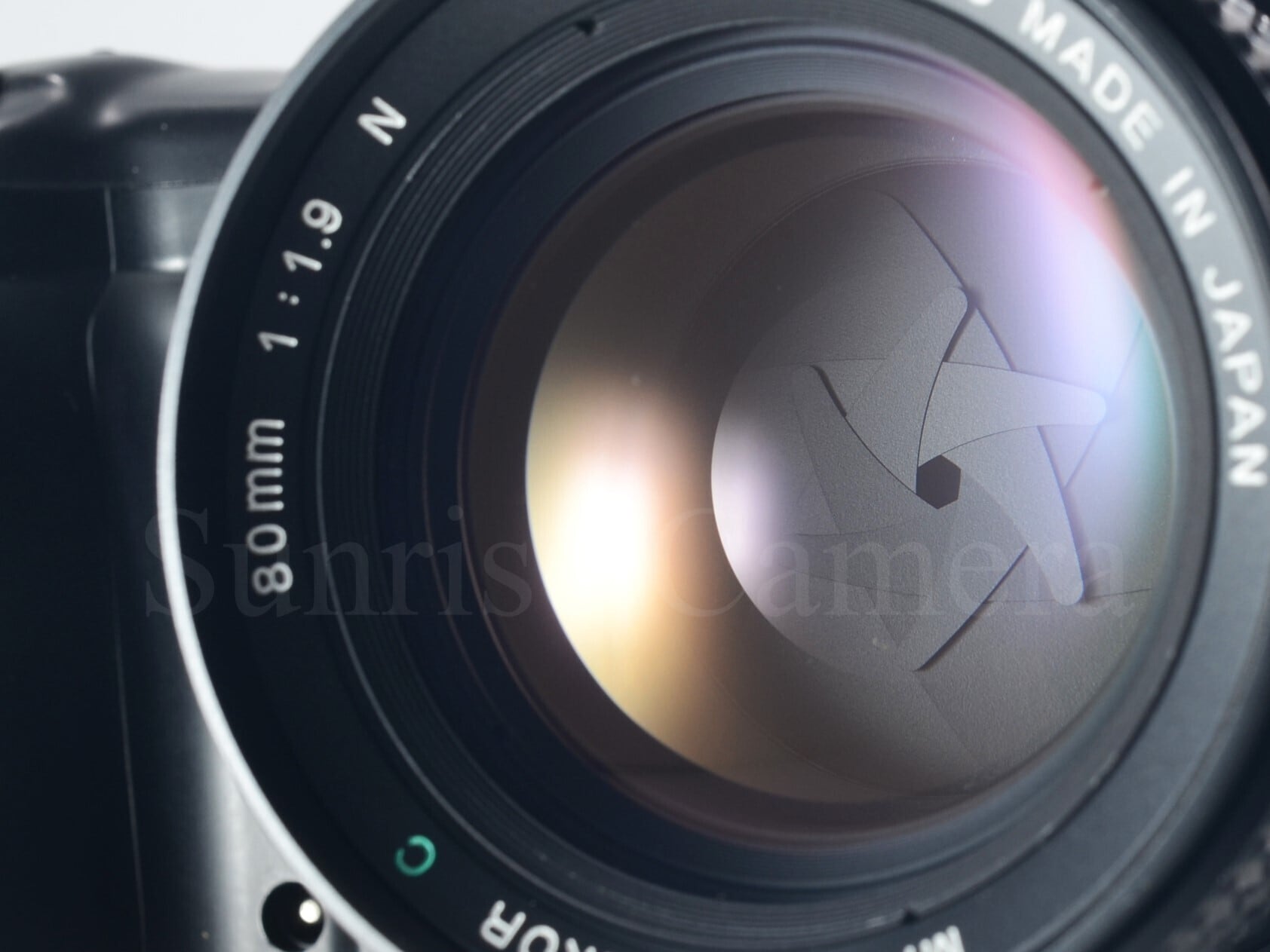 MAMIYA 645 Pro / SEKOR C 80mm F1.9 N AEプリズムファインダー