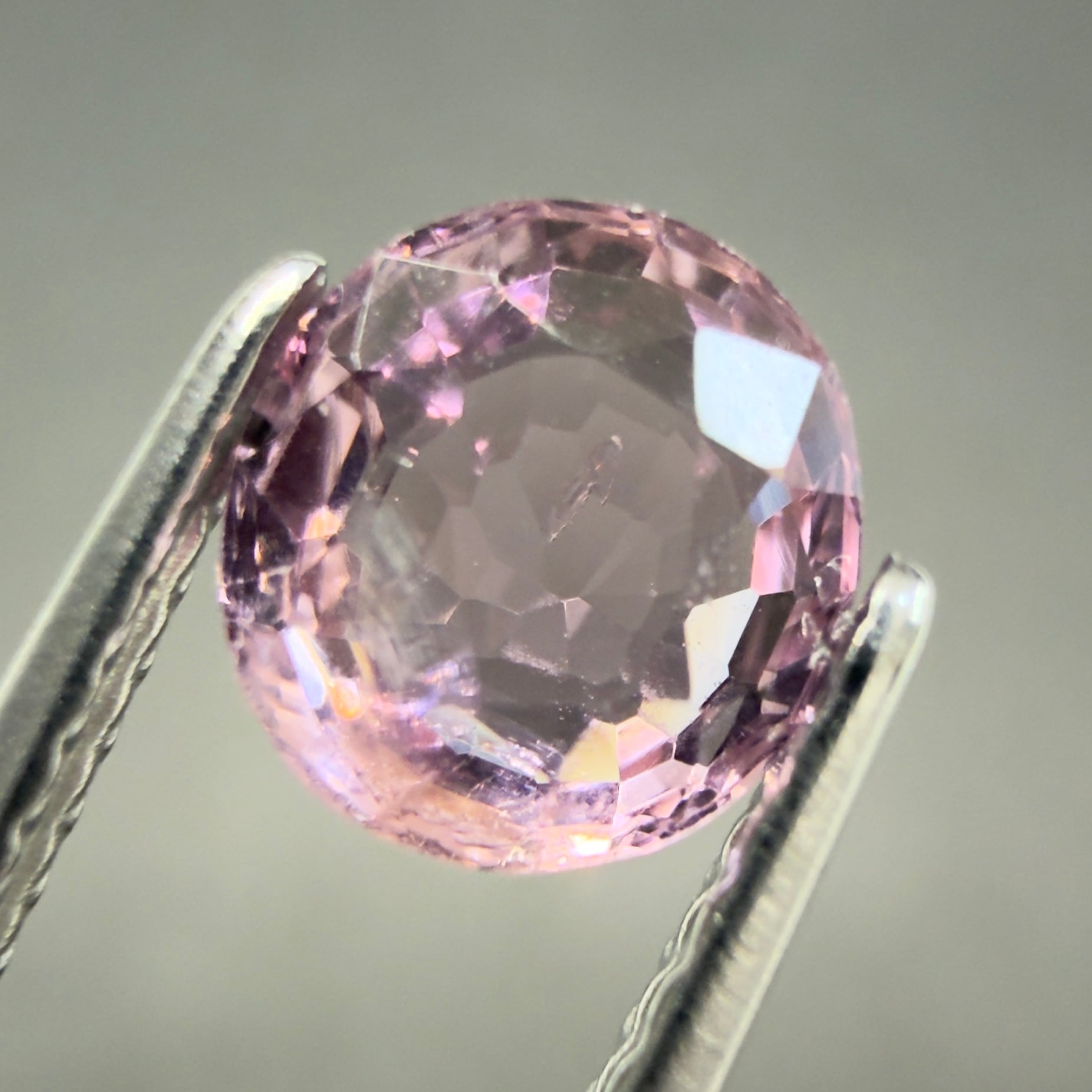 ミスティックピンクトパーズ】 ルース 1.37ct | たからいしルース