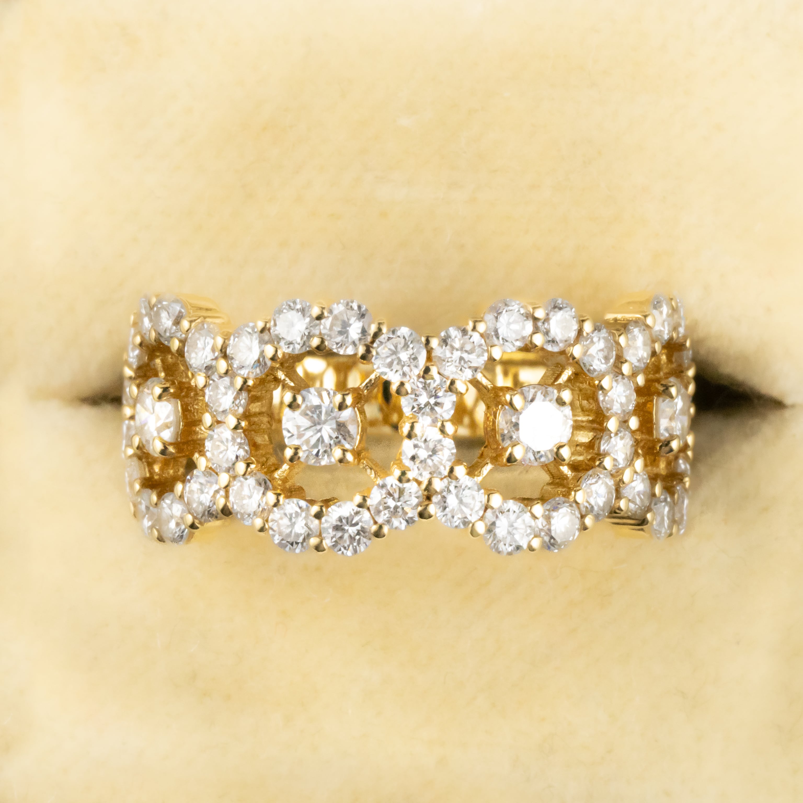 ダイヤモンド ヴィンテージ リング K18 1.47ct 〜小花が並んだダイヤモンドの華やかデザイン〜 MOR00555