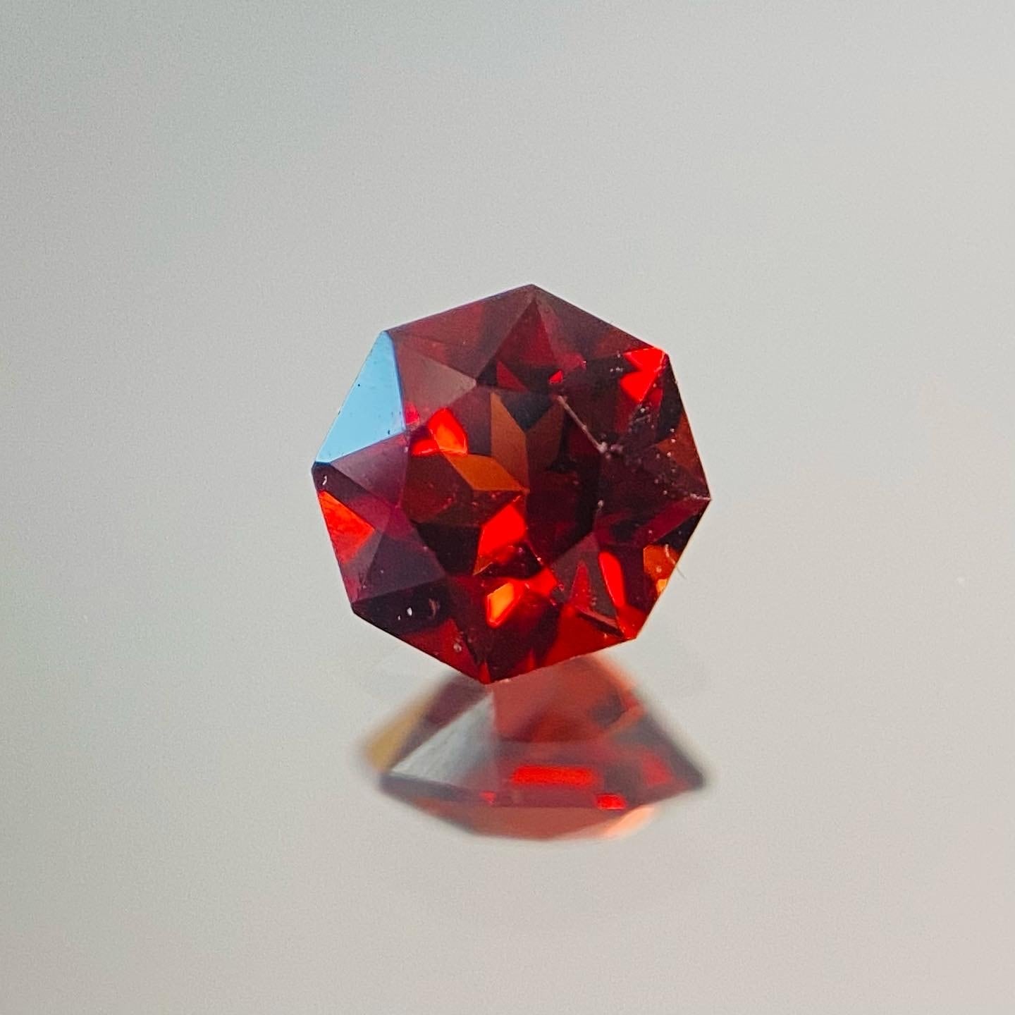 炎の結晶！？スピネル