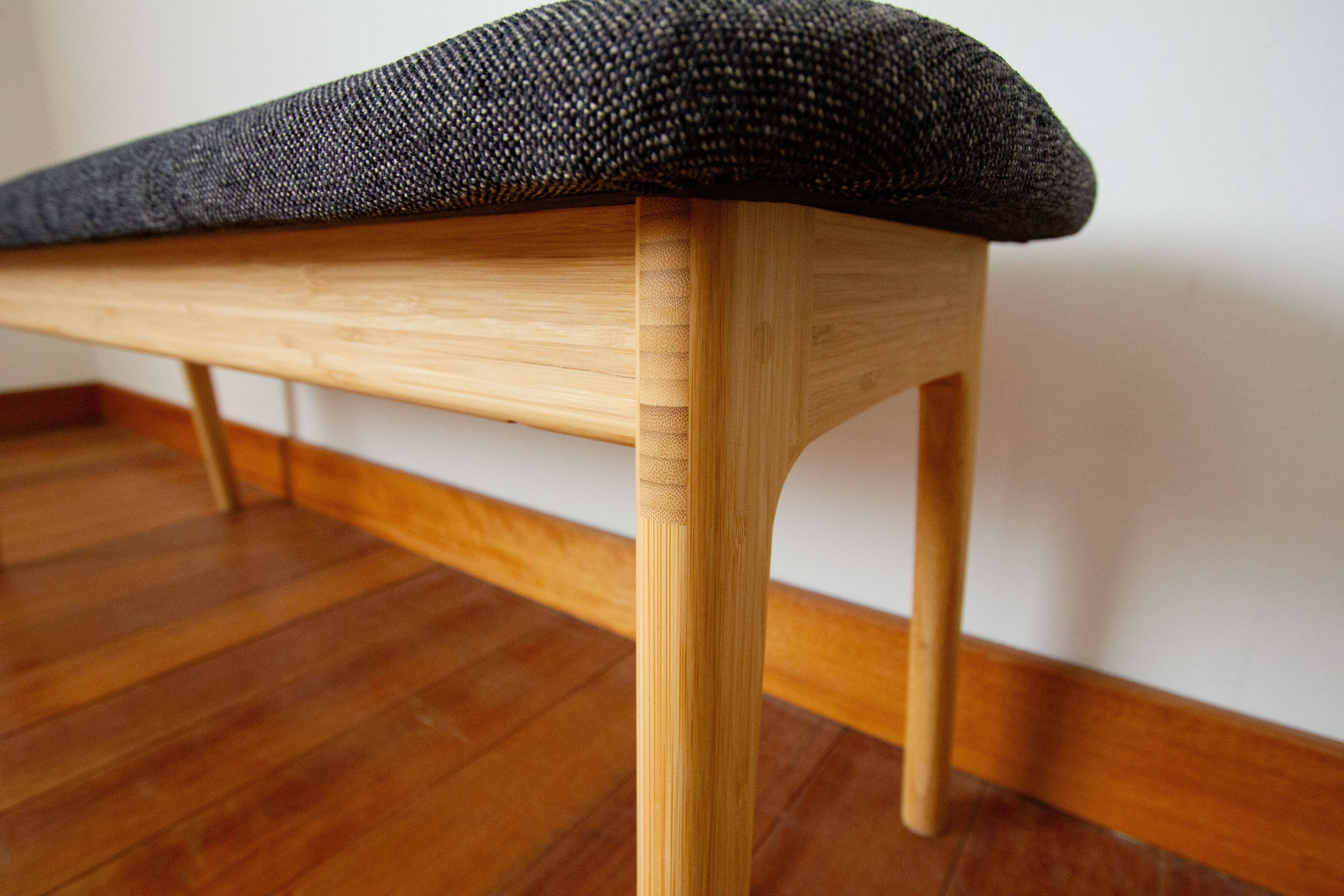 竹の強さを活かした強さ。どんなダイニングにも馴染むシンプルベンチ