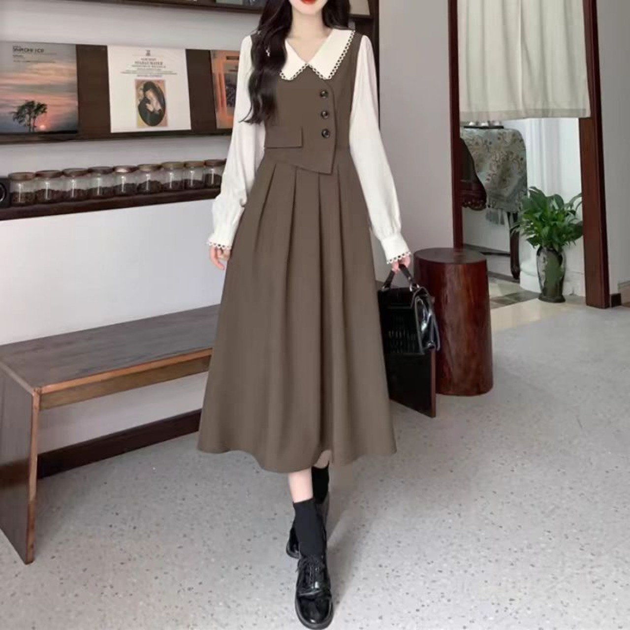 襟付きレトロワンピース