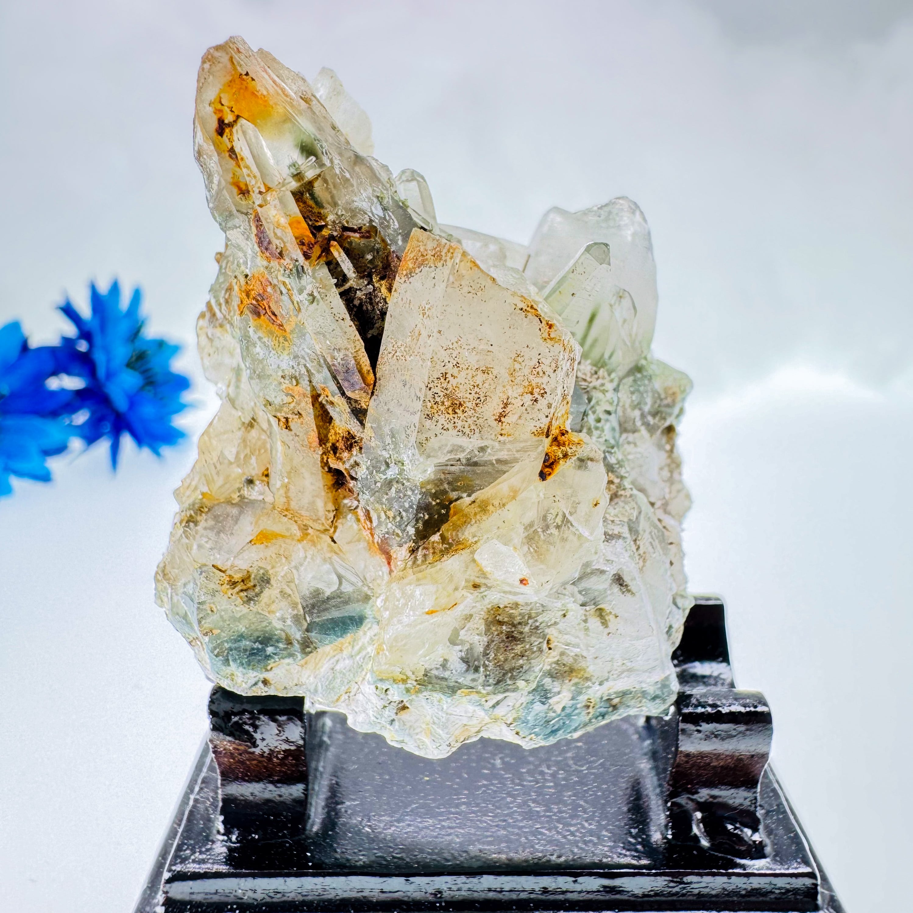 鉱石 置物 高千穂水晶の置石【虹入り/草入り/母岩付き】 | sunday shop〜宮崎水晶