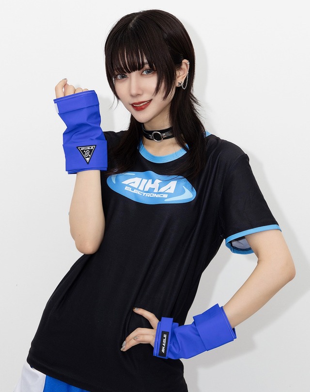 AIKAロゴ Tシャツ【BLACK×BLUE】 ／AIKA ELECTRONICS