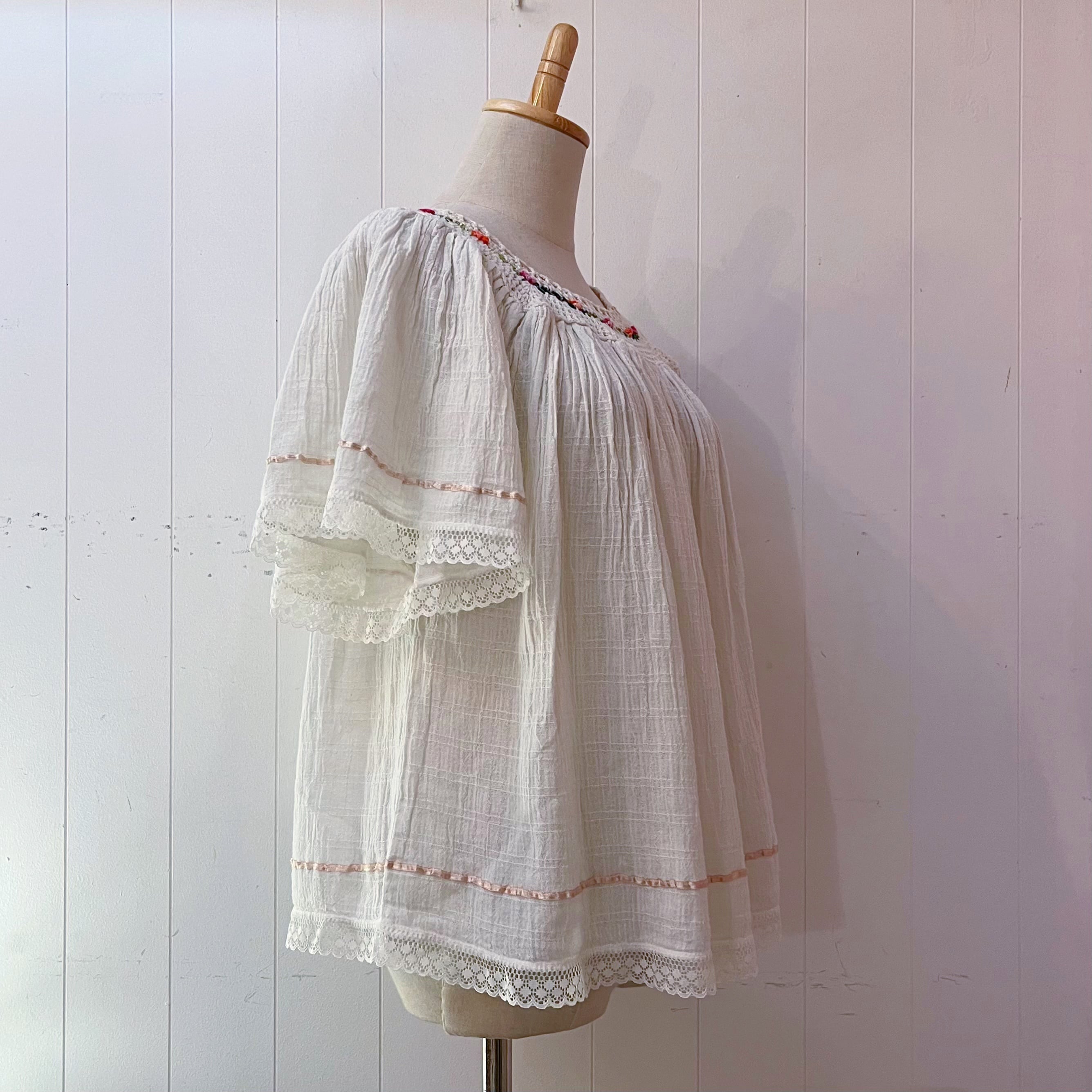 crochet ribbon bohemian blouse