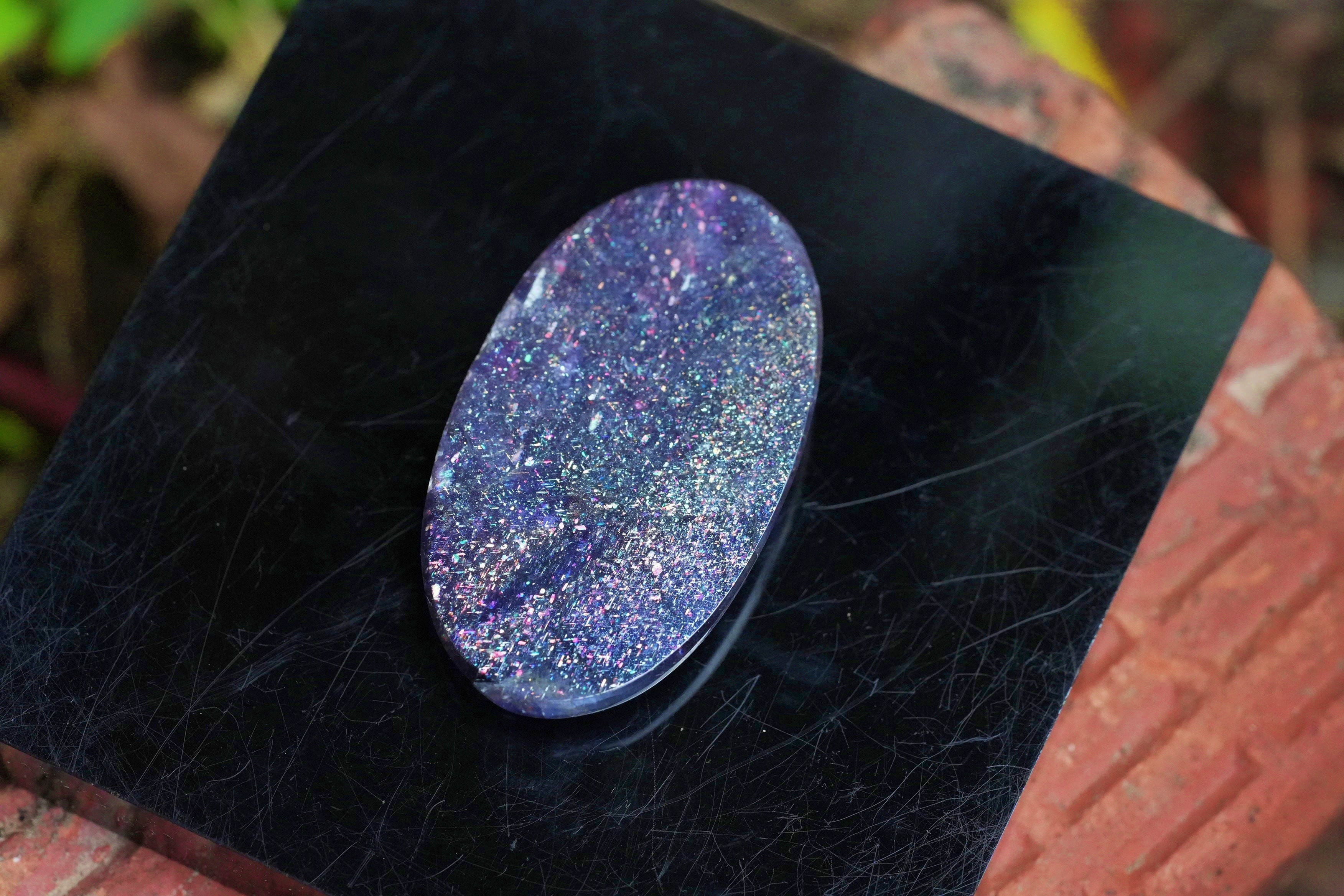 大きな銀河 アイオライトサンストーン40mm s1609 | Funky garuda Stone