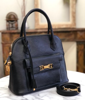 FENDI　フェンディ　ターンロック　FF　型押しレザー　ボリード　2WAY　ハンドバッグ　ブラック　vintage　ヴィンテージ　オールド　6a3xwu