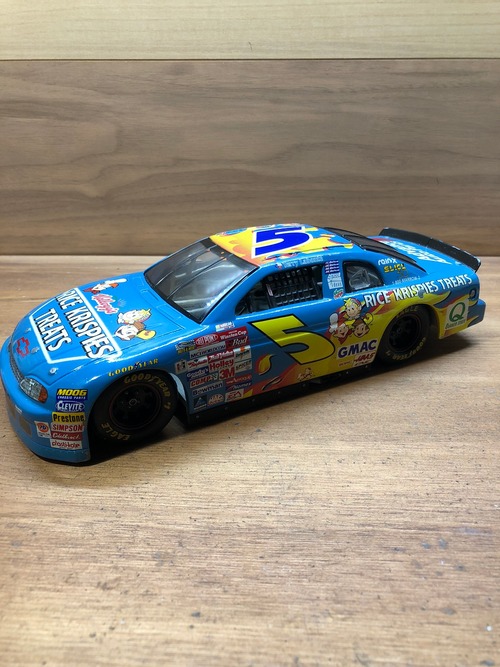 NASCAR  1/24 Die-Cast Model ''kellogg's RICE KRISPIES TREATS''