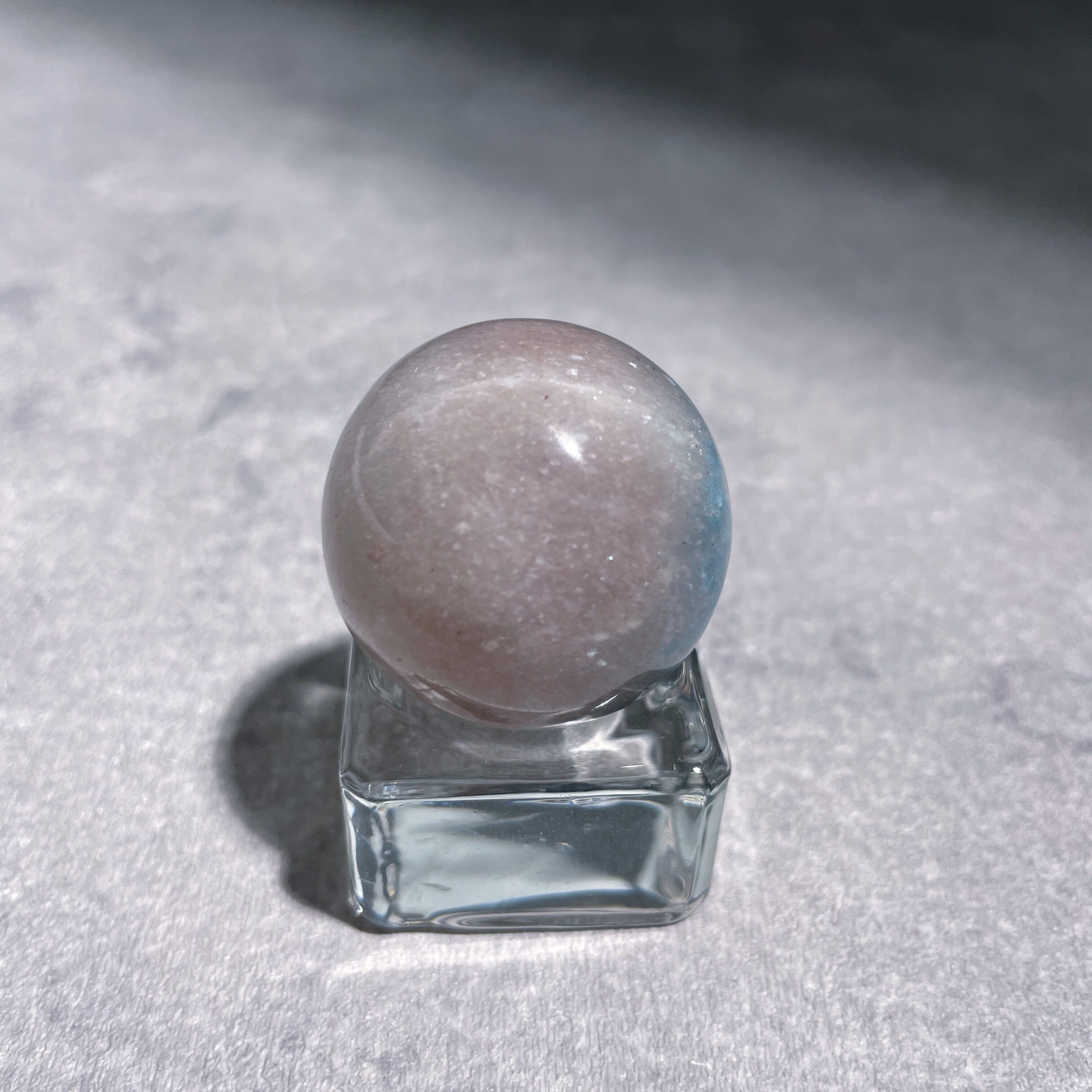 トロレアイトインクォーツ（トロール石）スフィア（丸玉）36