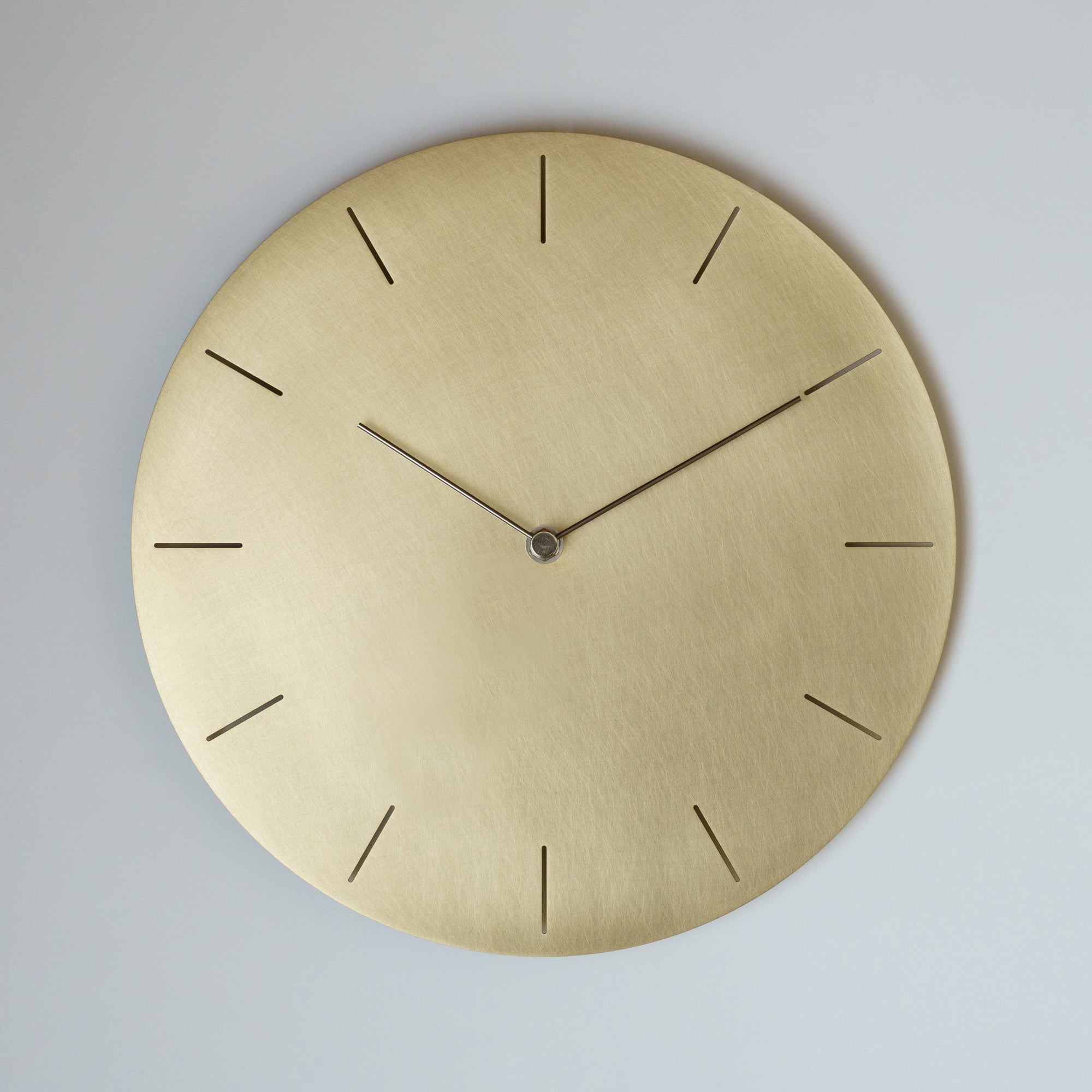 壁掛け時計 ＜タイプ2-300＞ しるし入り / 真鍮 minimal wall clock 