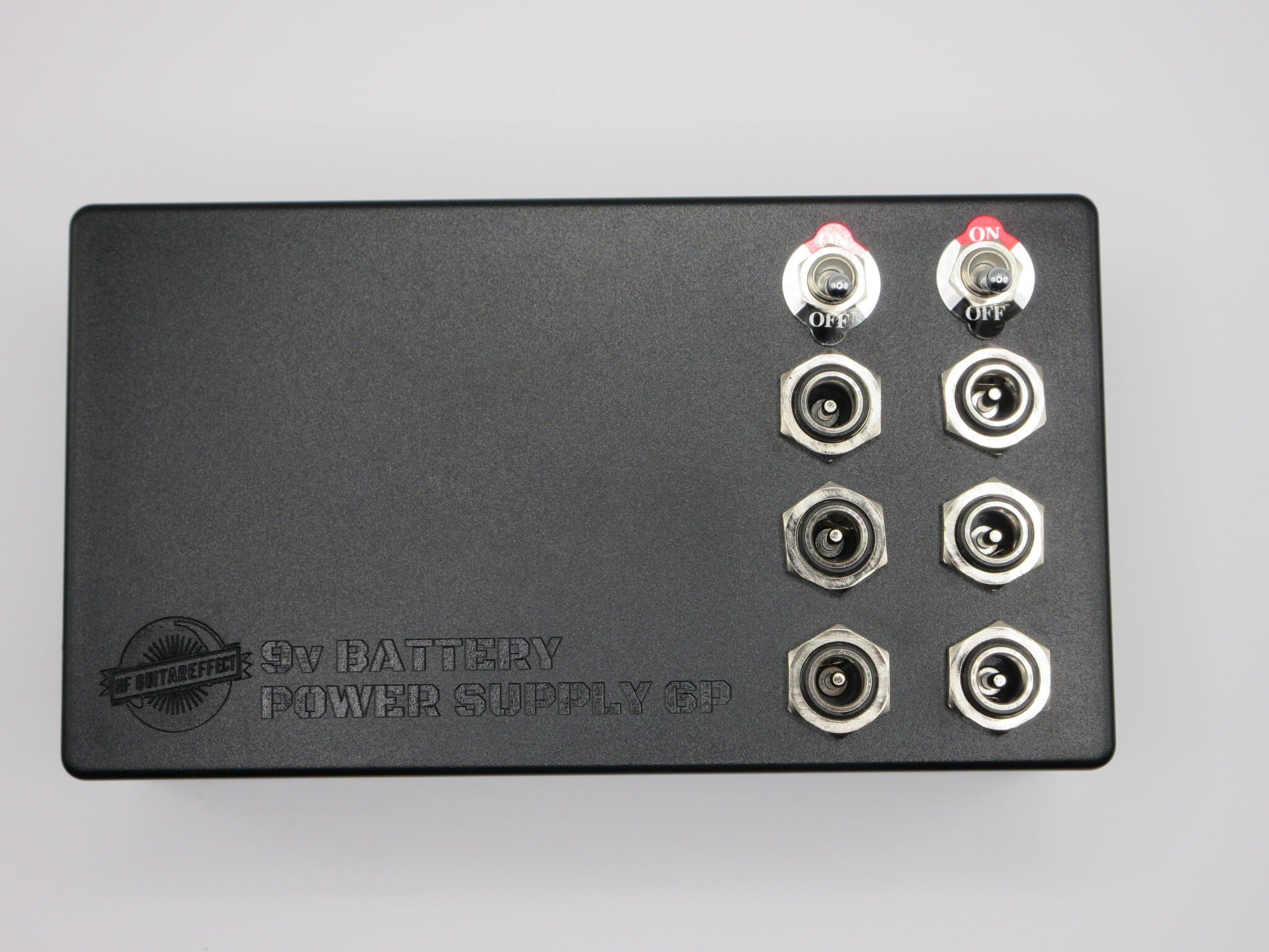 エフェクター用9V乾電池パワーサプライ 電池6個タイプ | HF GUITAR