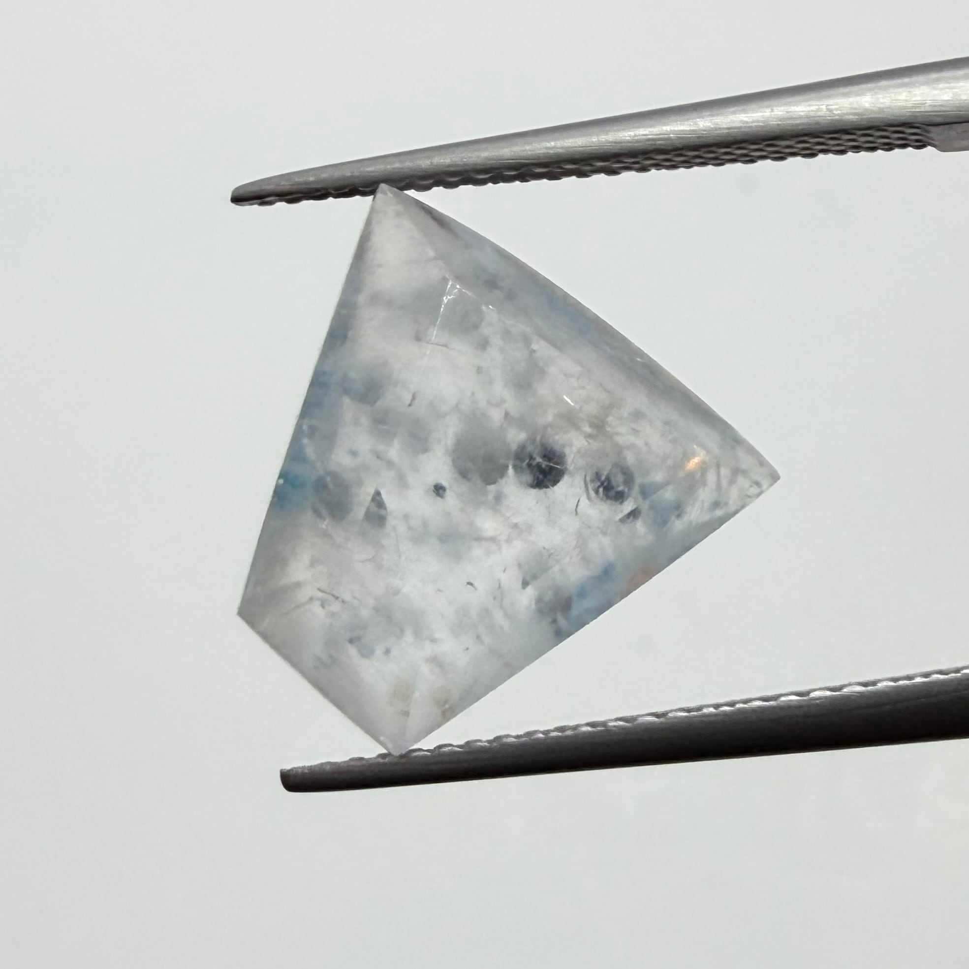 クオリティの高いギラライトインクオーツ