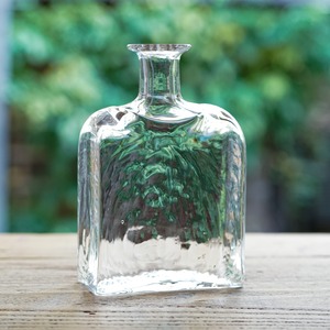 ヤマノネ硝子 E3　平瓶