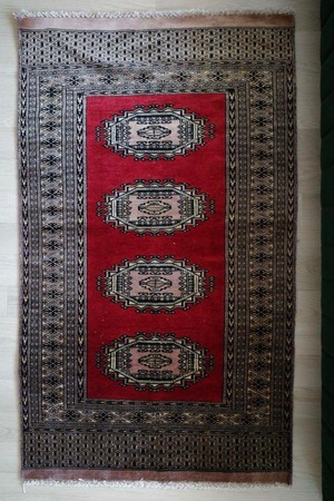 No.105 美品ヴィンテージラグ トルクメン手織り 絨毯(146cm×87cm)茶・赤