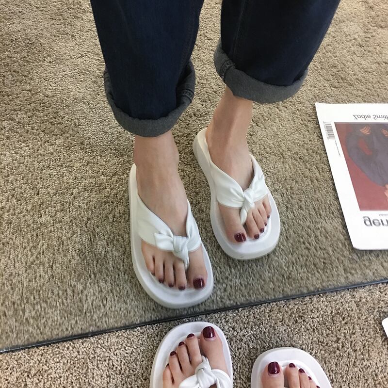 サンダルとスリッパレディースアウター2020夏新作ホワイトファッションワイルドネットレッドフラットノンスリップ学生用ビーチサンダル フェイクシューズ68739608046