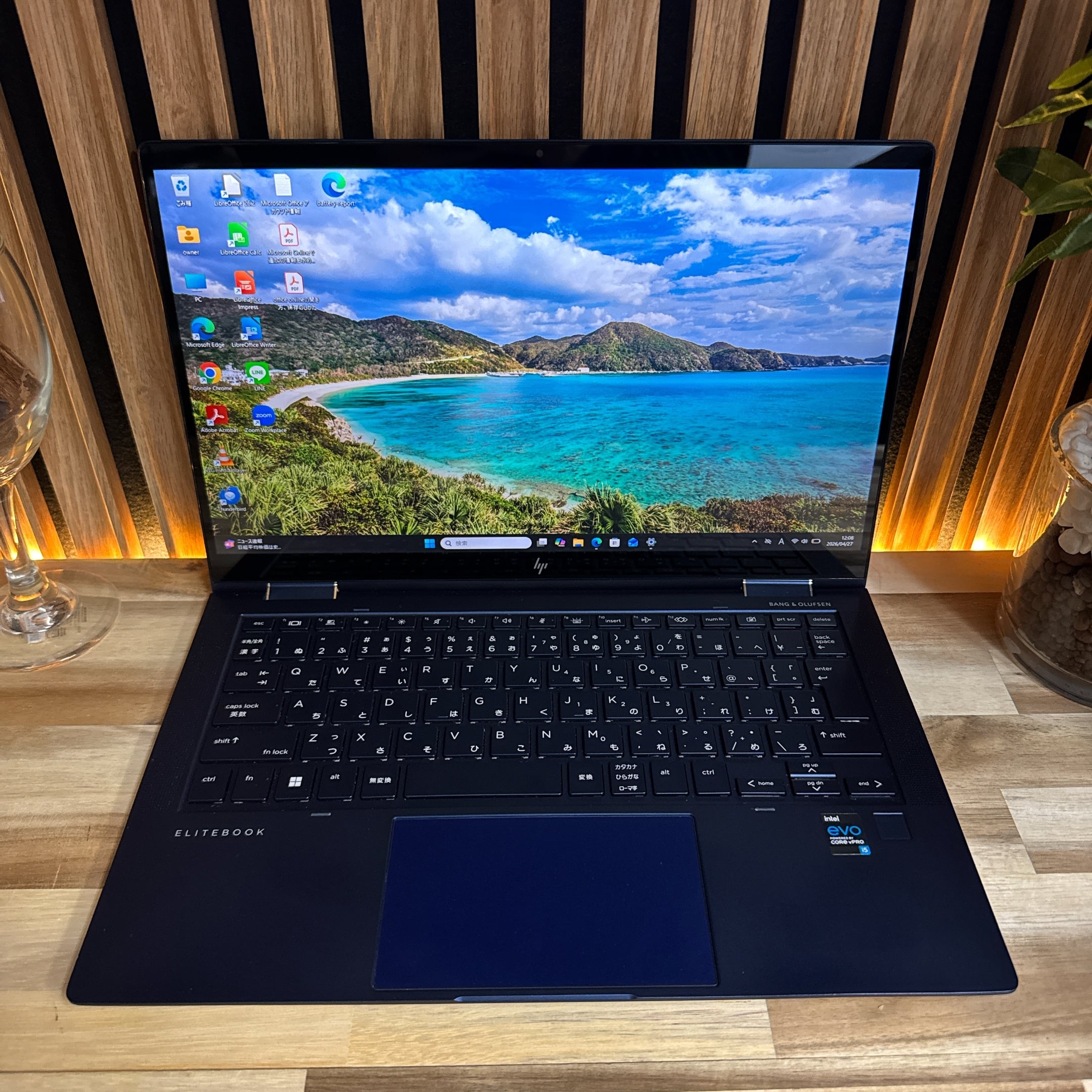 美品LTEモデル』HP Elite Dragonfly タッチ対応2in1 メモリ8GB 第11