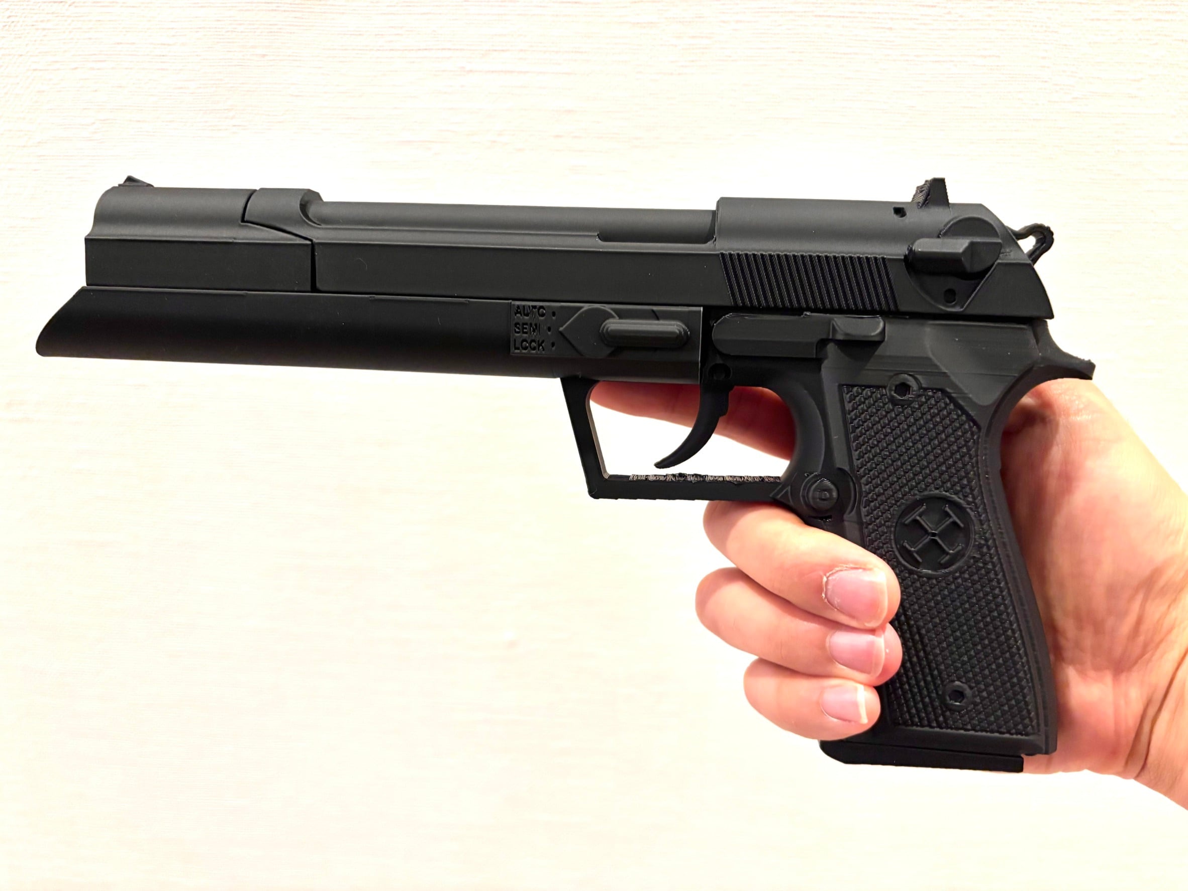非売品 [リベリオン 反逆者] 1/6 クラリックガン 組立版）リベリオン クラリックガン 2丁セット（金属なし、可動なし