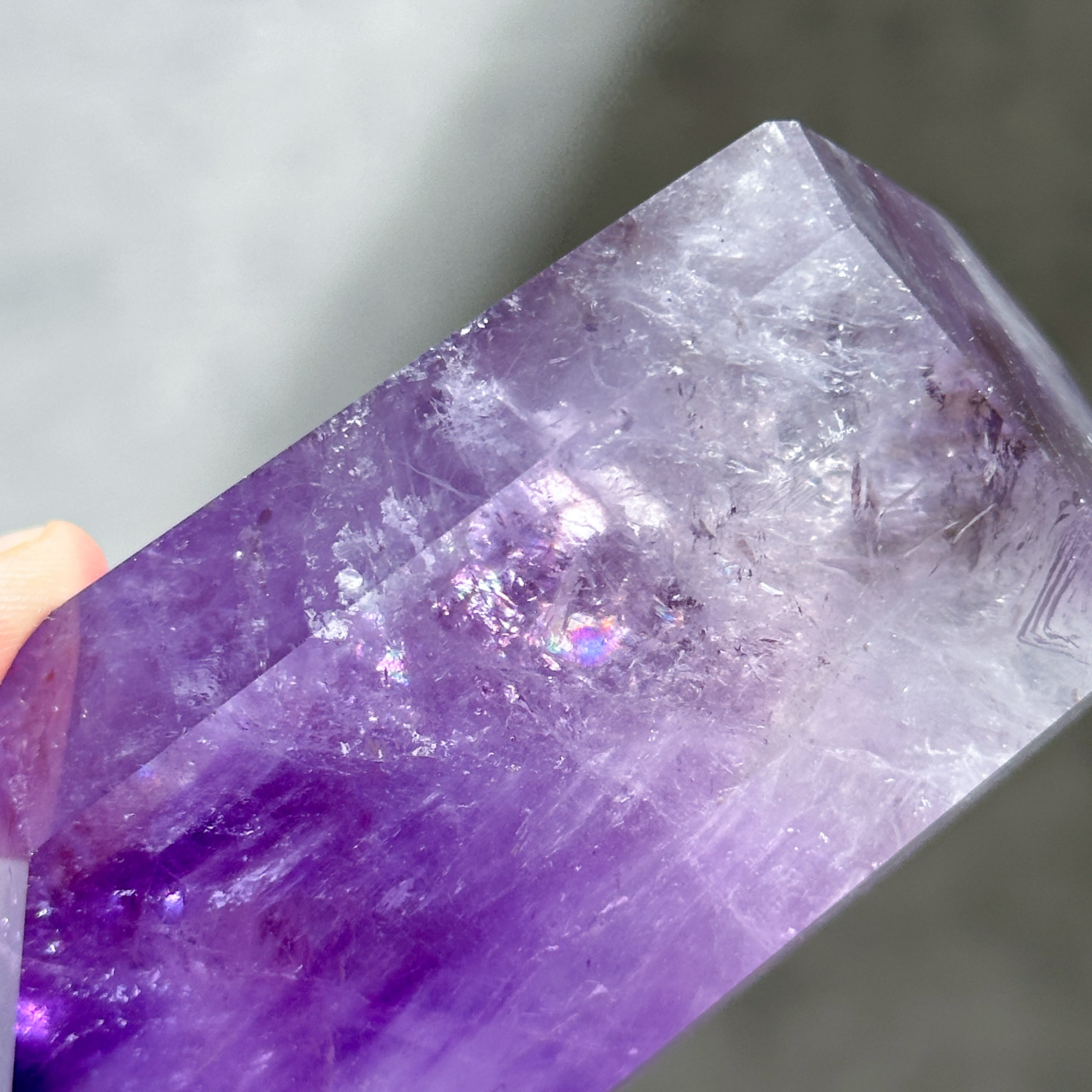 虹◎アメジスト タワー83◇ Amethyst ◇天然石・鉱物・パワーストーン