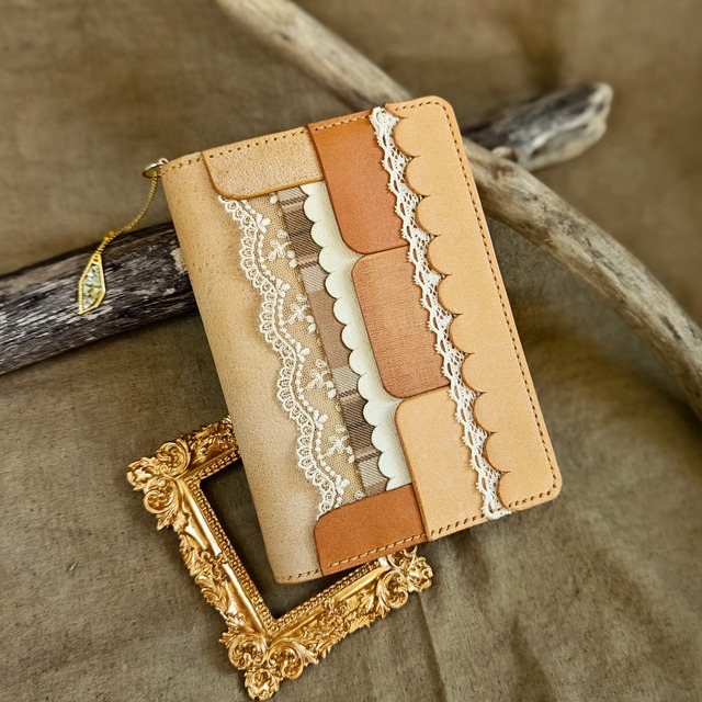 革とレースの手帳「カサネ」_031