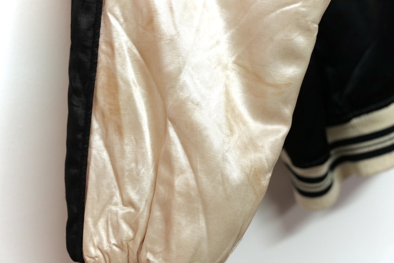 Humber 日本限定 2面用 虎龍 サテン unisex vintage Humber 日本限定 2面用 虎龍 サテン unisex vintage