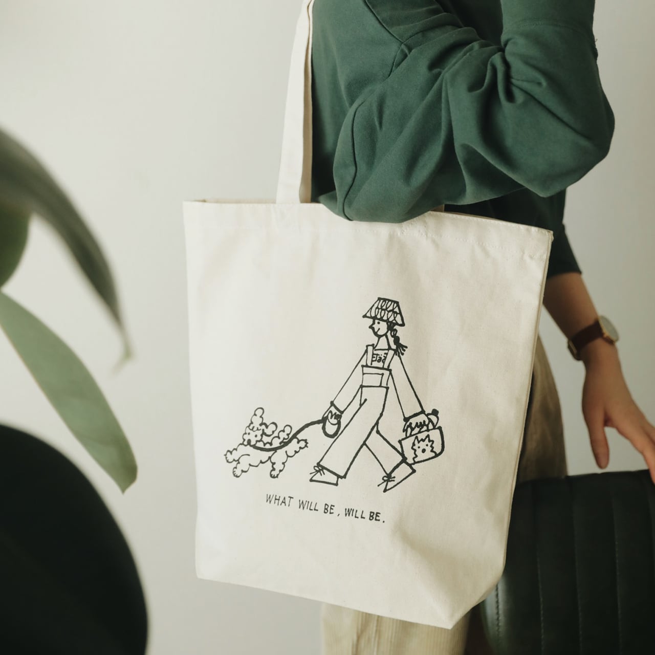 "What will be, will be." Tote bag