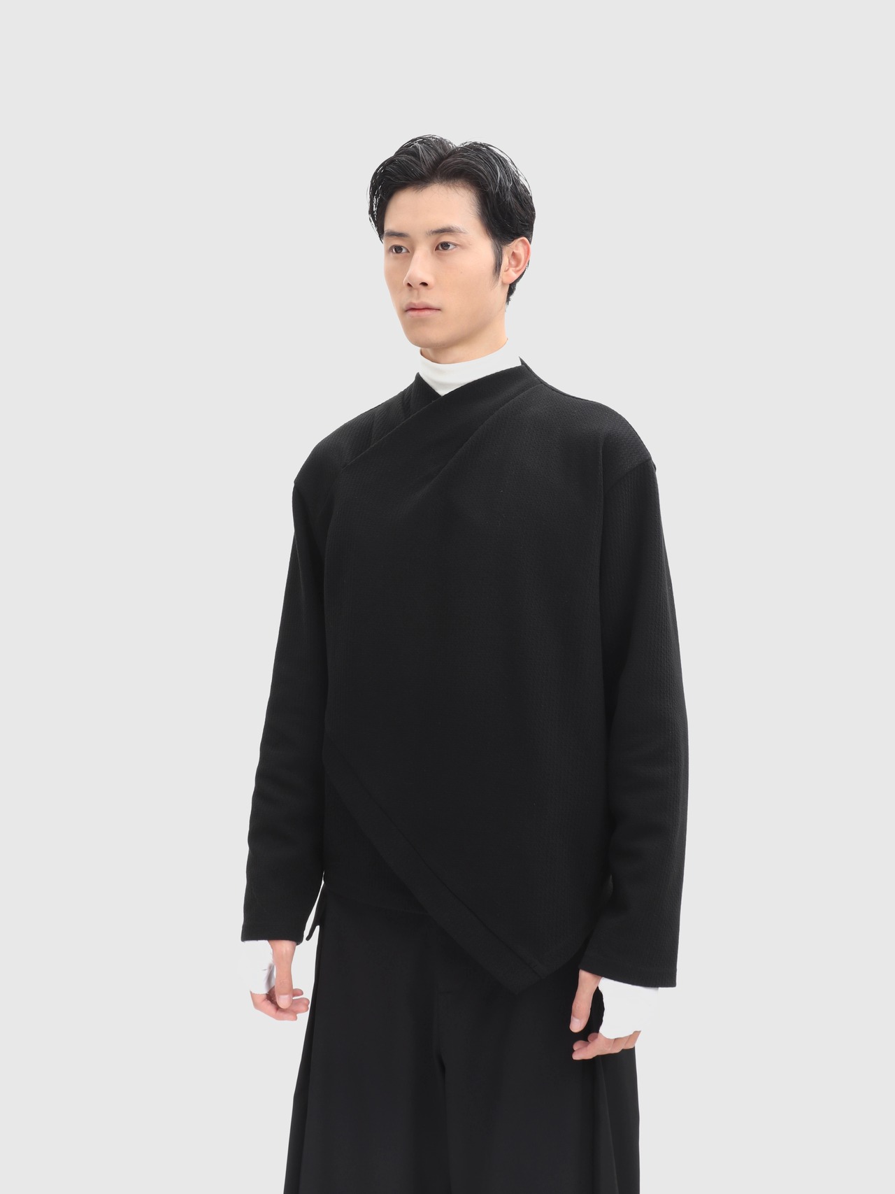 Nothingnoth 24SS Asymmetrical Hem Long Sleeve