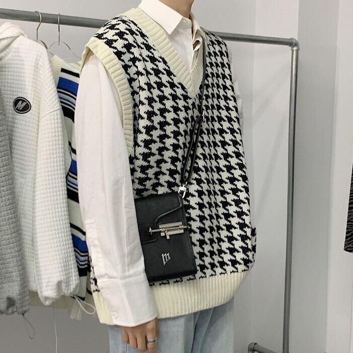韓国メンズファッション 人気 千鳥柄 ニットベスト Vネック オーバーサイズ カジュアルトップス Bw690 韓国メンズ服 流行プチプラ韓国メンズファッション新作通販 Buy The World 韓国メンズファッション 人気 千鳥柄 ニットベスト Vネック オーバーサイズ カジュアルトップス Bw690 韓国メンズ服 流行プチプラ韓国メンズファッション新作通販 Buy The World