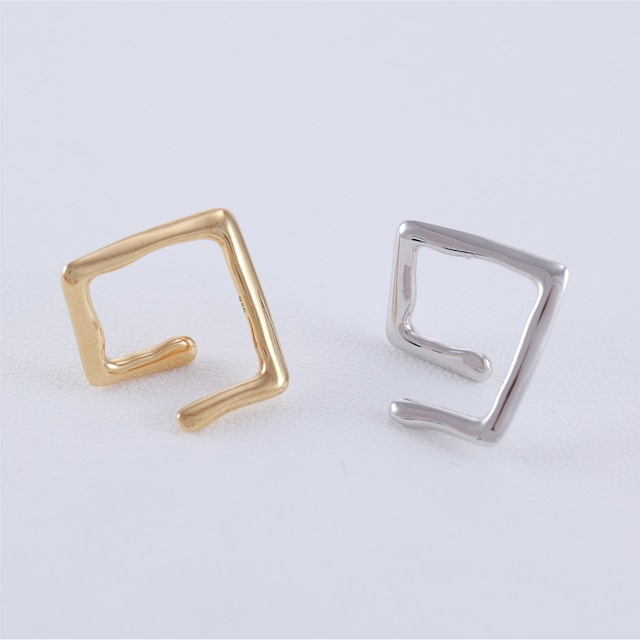 SQUARE EAR CUFF