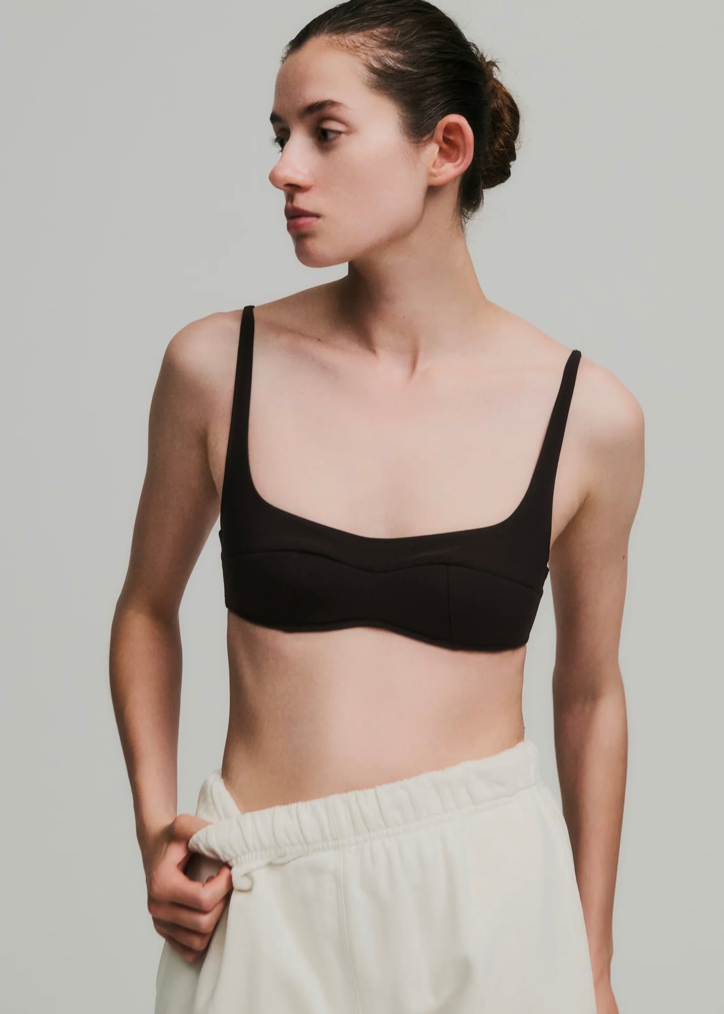 BASERANGE】PICTORIAL STRAP TOP | TOLMA.