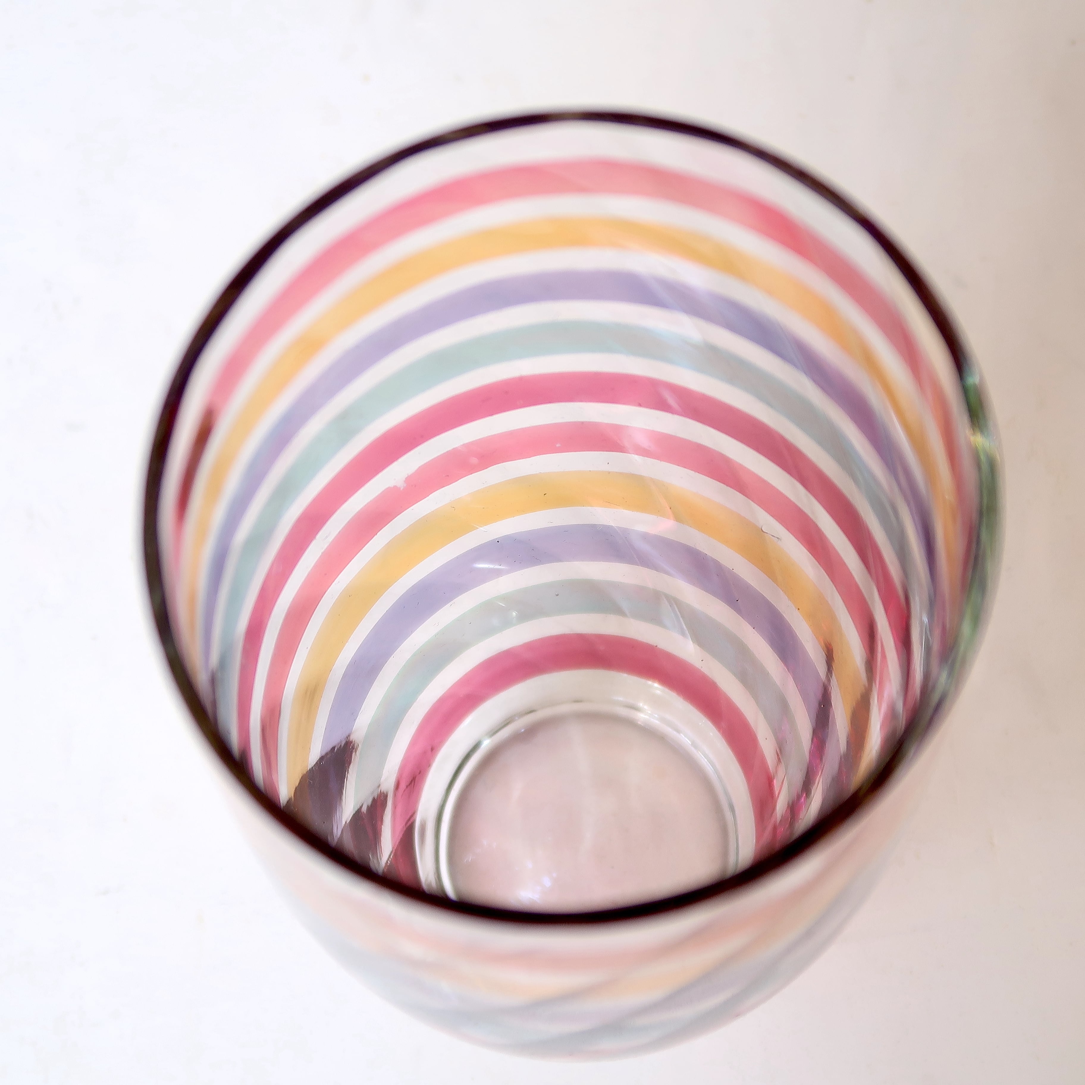 虹色ボーダーの花瓶 | SUISUI