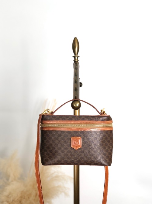CELINE セリーヌ マカダム ショルダーバッグ ブラウン ブラゾン型押し PVC レザー 2way バニティバッグ vintage ヴィンテージ オールド hts83y