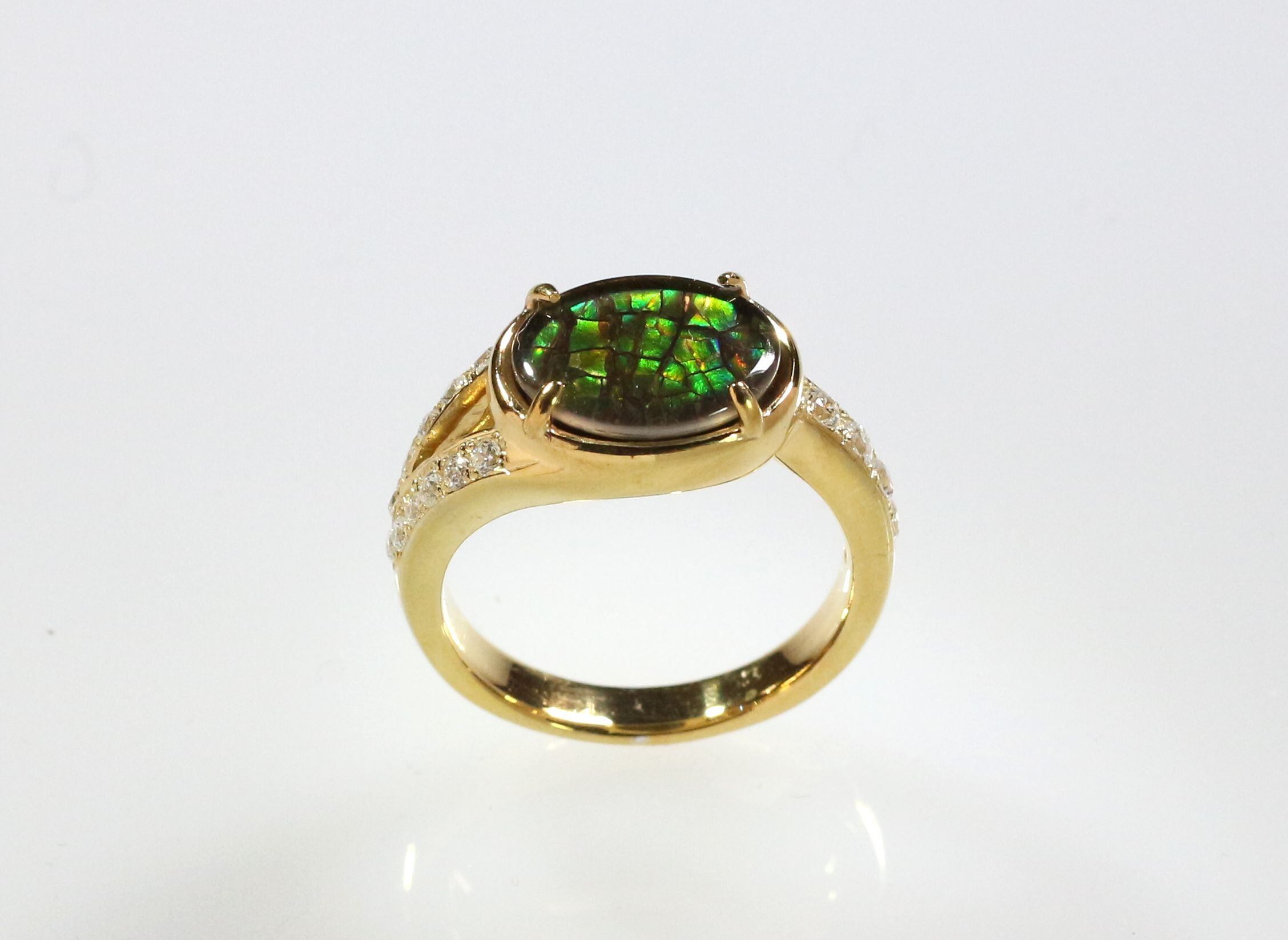 K18YG アンモライトリング 2.70ct | Atelier Ozaki