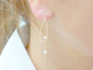 Cute earrings   K10イヤリング(タンスイパール付)　10068【La Terre 表参道】
