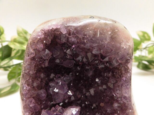 【送料無料】【高品質】 ウルグアイ産アメジスト no.3